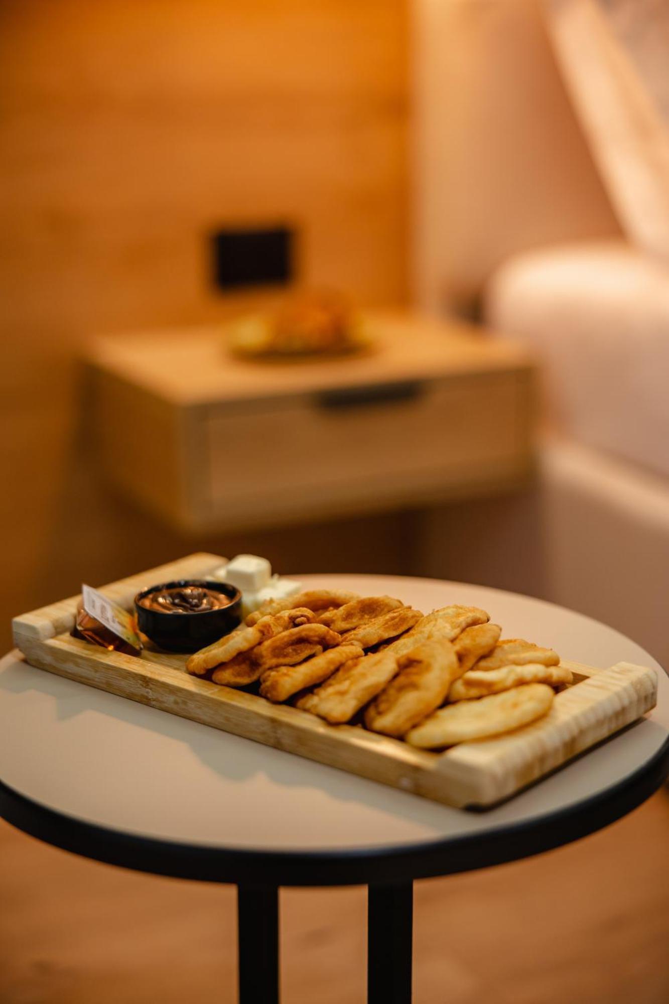 Oro Inn Hotel Shkodër Buitenkant foto